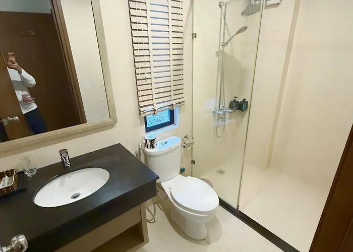 Chuoi 5 Phong Ngu Royal Lotus - Giap Bien Apartment