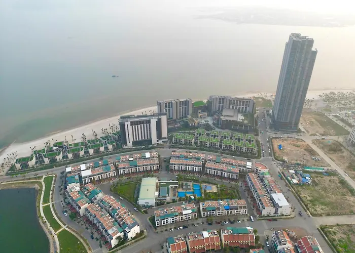 Chuoi 5 Phong Ngu Royal Lotus - Giap Bien Apartment Ha Long